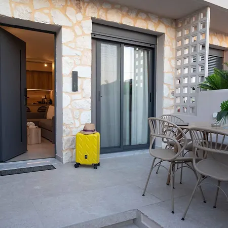 Anny Residences & Apartahotel 4*