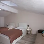 Anny Residences &