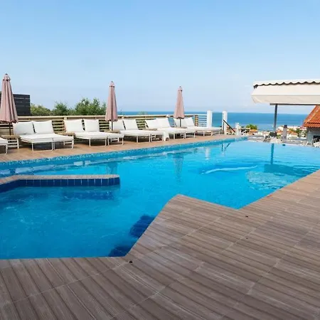 Apart-hotel Anny Residences &