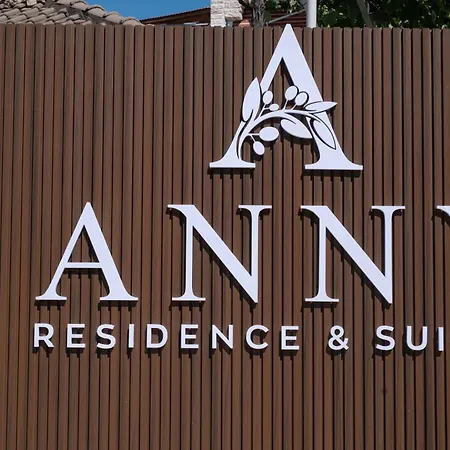 Anny Residences & 4*