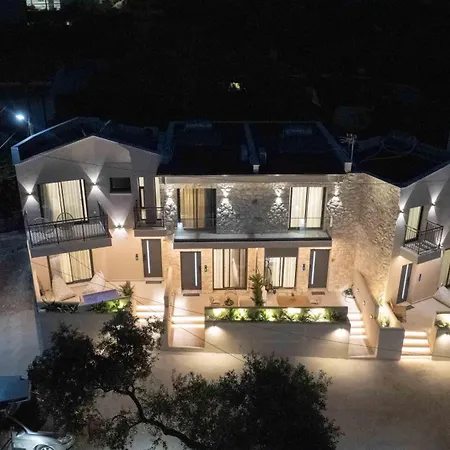 Anny Residences & 4*