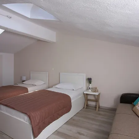 Anny Residences &