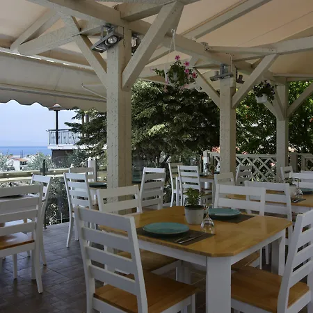 Hotel apartamentowy Anny Residences & Skála Kallirákhis