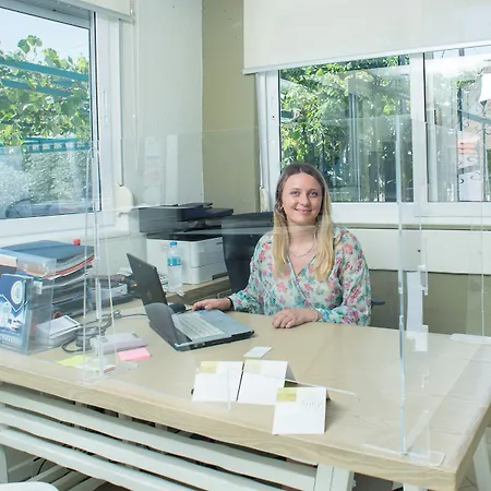 Anny Residences & 4*