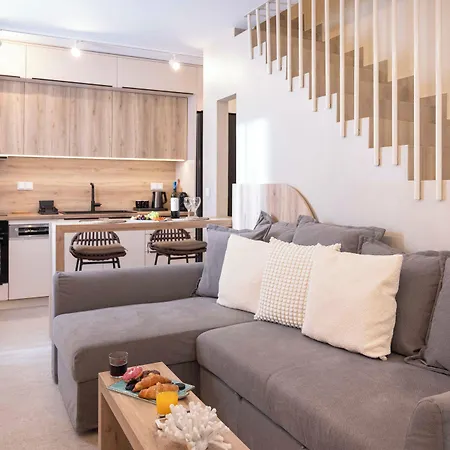 Anny Residences & 4*