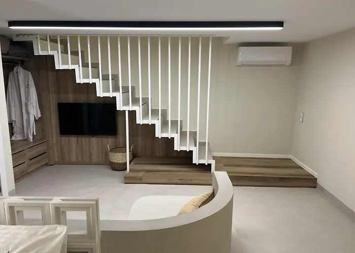 Anny Residences &